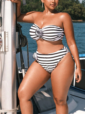 Biquíni Listrado Flor 3D Pietra